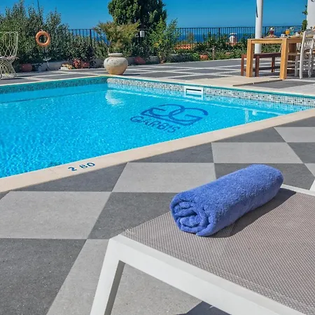 贾碧思别墅公寓