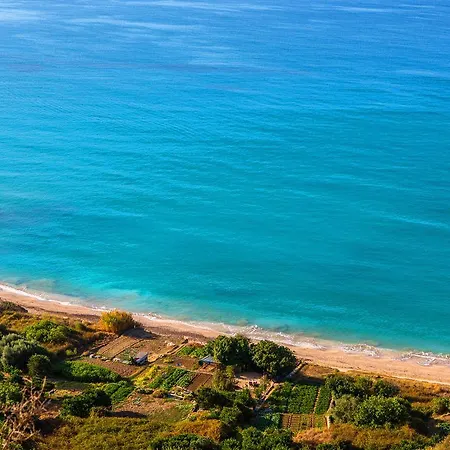 Aparthotel Garbis & Lourdata (Kefalonia)