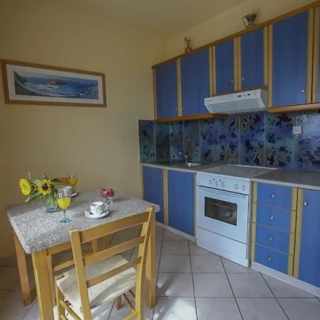 Aparthotel Garbis & Lourdata (Kefalonia)