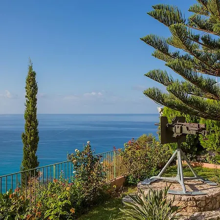 贾碧思别墅公寓 4*