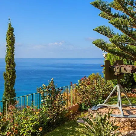 Garbis & 로우드하타