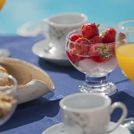 Garbis & 4* 로우드하타