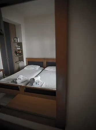 Aparthotel Garbis & Lourdata (Kefalonia)