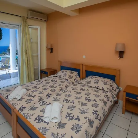 Apart Otel Garbis & 4*