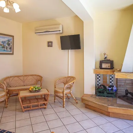 Garbis & Aparthotel