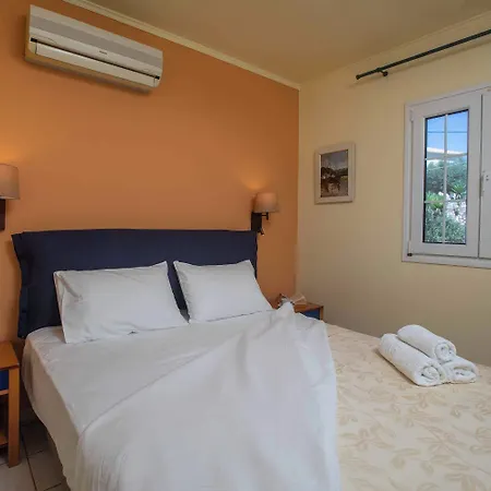 Garbis & Apartmanhotel