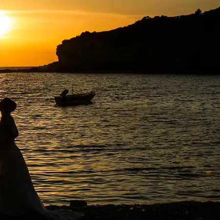 Garbis & Lourdata (Kefalonia)