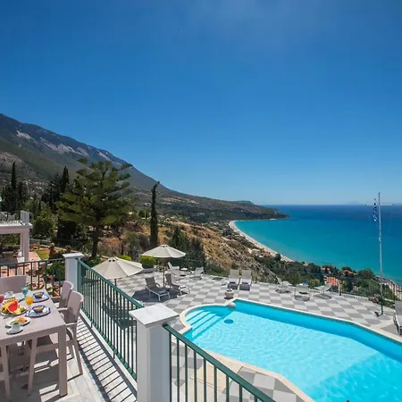 Garbis & Apart-hotel Lourdata (Kefalonia)
