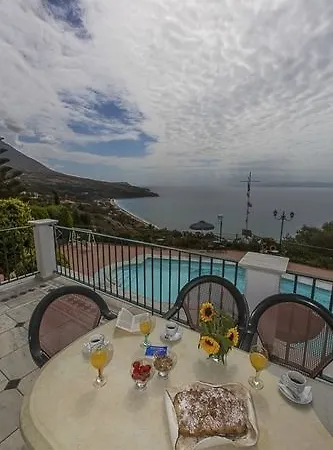 Apart-hotel Garbis & Lourdata (Kefalonia)