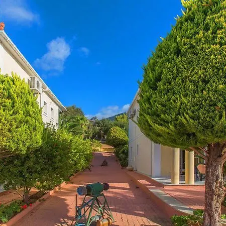 Apart-hotel Garbis & 2*