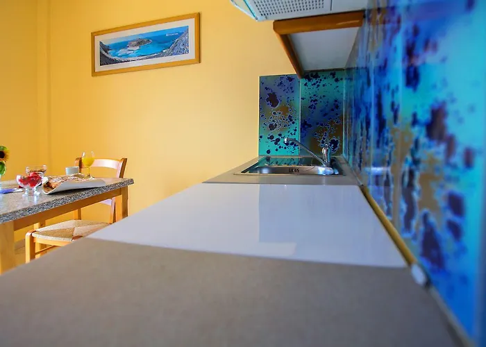 Hotel de apartamente Garbis & 4*